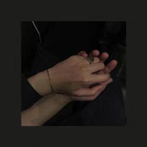 外国同性恋女人阴毛多的视频
